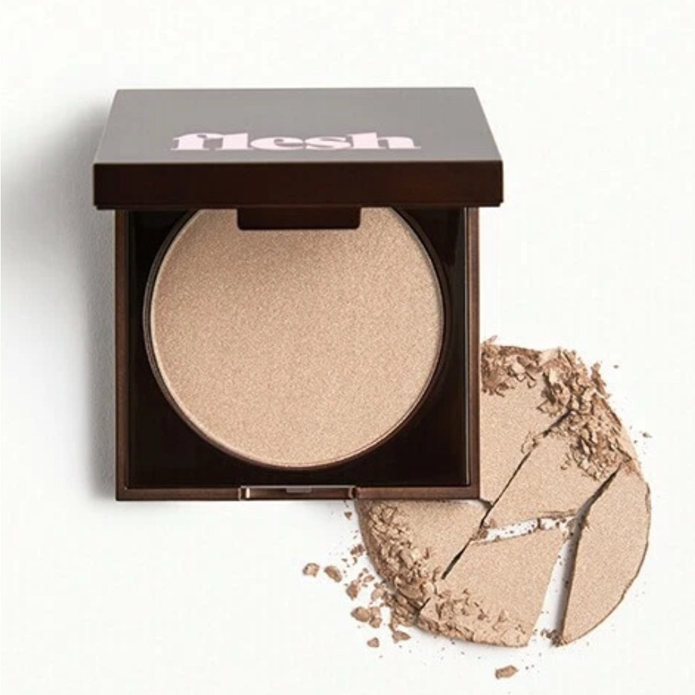 Flesh Highlighting Powder (310 Jump) 0.31 oz